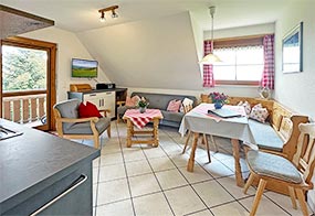 Ferienwohnung "Kuhromantik" - Urlaub auf dem Schwarzwald Bauernhof